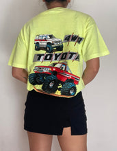 Load image into Gallery viewer, Vintage 4WD Toyota big foots car tee