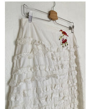 Load image into Gallery viewer, 30" Vintage lace ruffle maxi skirt