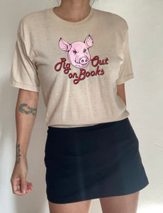 Vintage 80's Pig Out On Books tee
