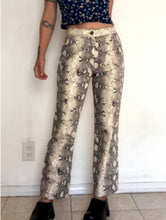 Load image into Gallery viewer, 27&quot; Vintage Y2K cotton snake skin print pants trouser mid rise