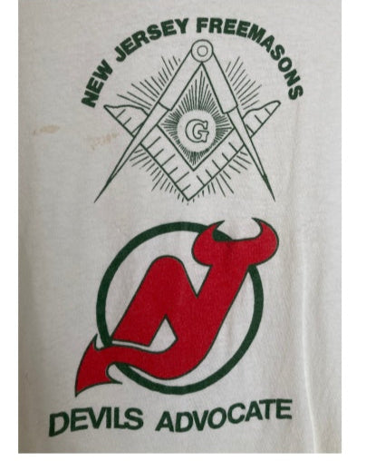 Vintage New Jersey Devils hockey FREEMASONS tee