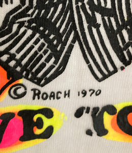 Vintage 1970 Roach Dirty Old Man Needs Love Too tee