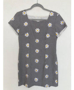Vintage gingham daisy embroidered mini dress