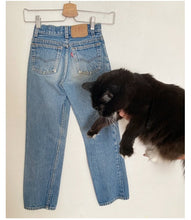 Load image into Gallery viewer, 21" Vintage made in USA Levi's KIDS jeans