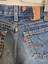 Load image into Gallery viewer, 21" Vintage made in USA Levi's KIDS jeans denim