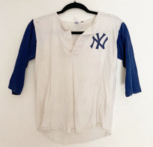 Load image into Gallery viewer, Vintage 70&#39;s New York Yankee MLB baseball tee