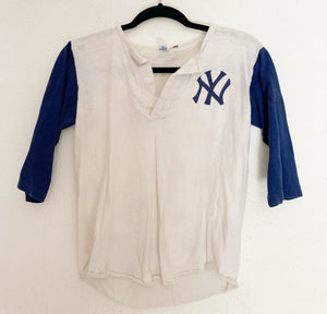 Vintage 70's New York Yankee MLB baseball tee