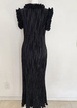 Load image into Gallery viewer, FREE SHIPPING: Pleated ruffle maxi dress