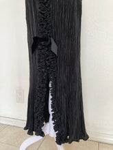 Load image into Gallery viewer, FREE SHIPPING: Pleated ruffle maxi dress