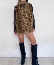Load image into Gallery viewer, Vintage Y2K faux fur leopard shaggy oversized zip up vest