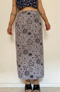 Vintage 29" 90's floral all over print maxi skirt