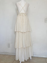Load image into Gallery viewer, Hippie  open back wedding dress