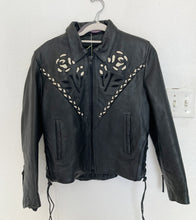 Load image into Gallery viewer, FREE SHIPPING: XS/S Vintage 80's genuine leather  jacket