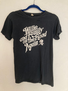 Vintage 80's Willie Nelson's Willie and Family on The Road Again tee