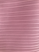 Load image into Gallery viewer, pleated extra wide shorts.