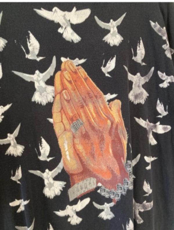 XXL/XL Vintage Praying Hands all over print tee