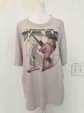 Load image into Gallery viewer, Vintage Hunting for Tail gun hunter bikini tee