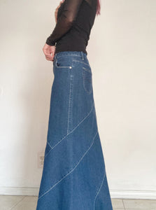 Vintage 30" y2k flare fish tail maxi skirt
