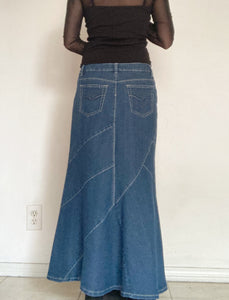 Vintage 30" y2k flare fish tail maxi skirt